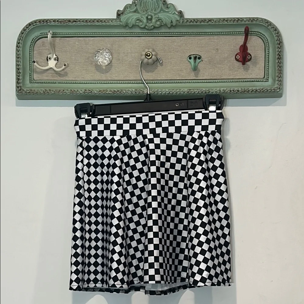 Terez Black and White racing flag Checkered skate Skirt size 10/12 new